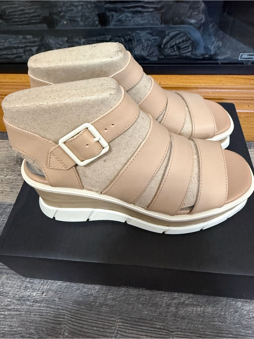 Sorel Joanie III Ankle strap beige cream wedge chunky Y2K 7.5 new in box - Picture 2 of 9